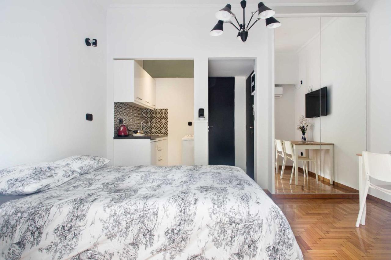Newly Renovated Studio Downtown Athens! Eksteriør billede