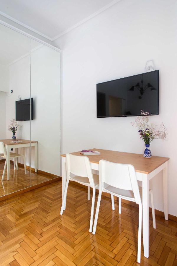 Newly Renovated Studio Downtown Athens! Eksteriør billede